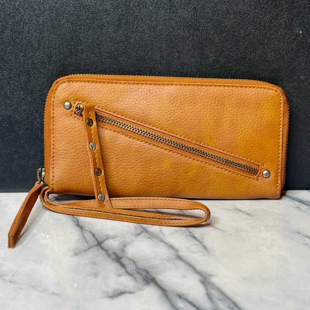 Free People Vegan Leather Wristlet Wallet Zip Around Tassel